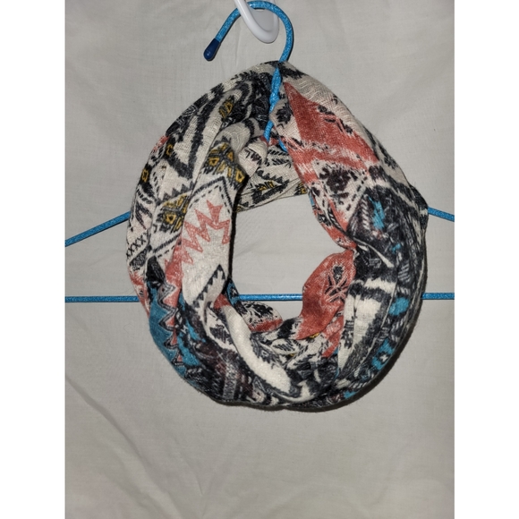 Infinity Scarf - Picture 4 of 5